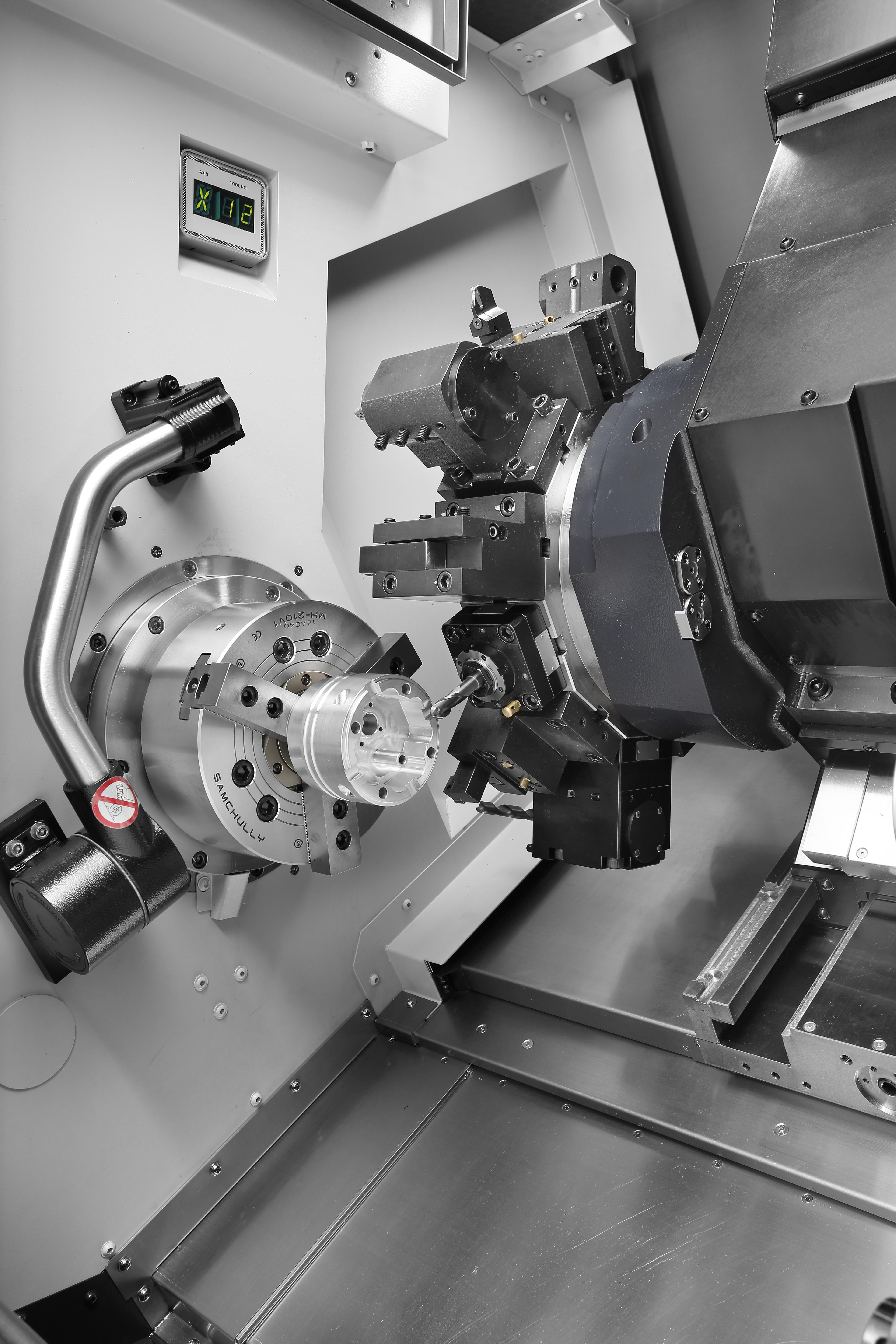 Hauptspindel der CNC-Drehmaschine Puma 2600 SY II