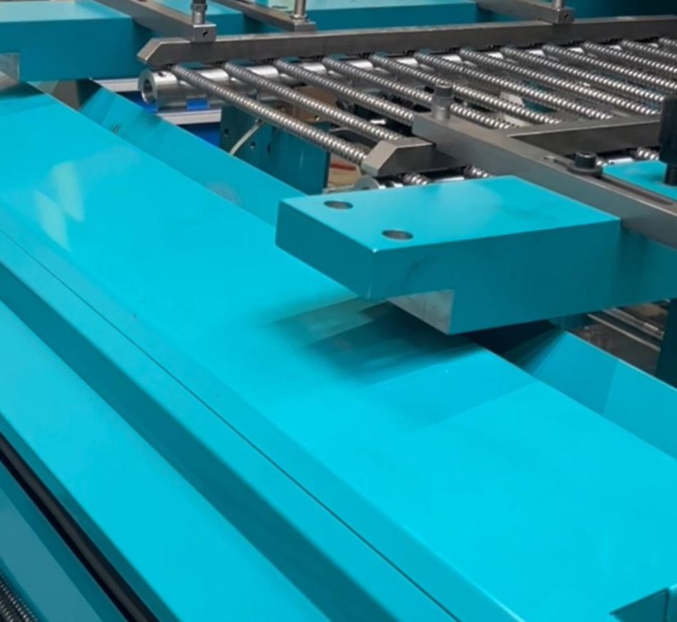 Gewindewalzmaschine BBW