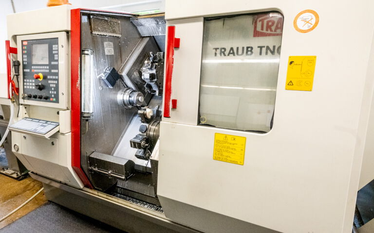 Traub TNC 65 DGY 4-Achsen Dreh-Fräszentrum