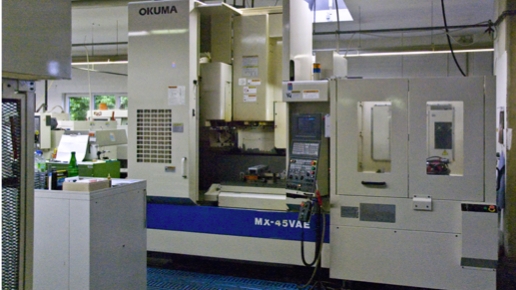 Okuma MX 45 Vertikalbearbeitungszentrum