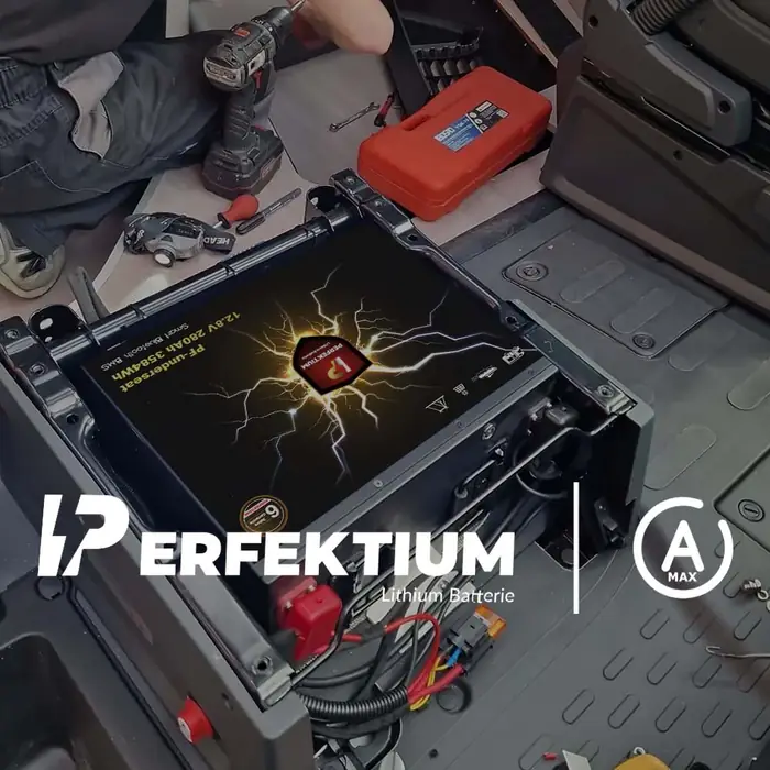 LiFePO4-Batterie mit 300A Smart BMS