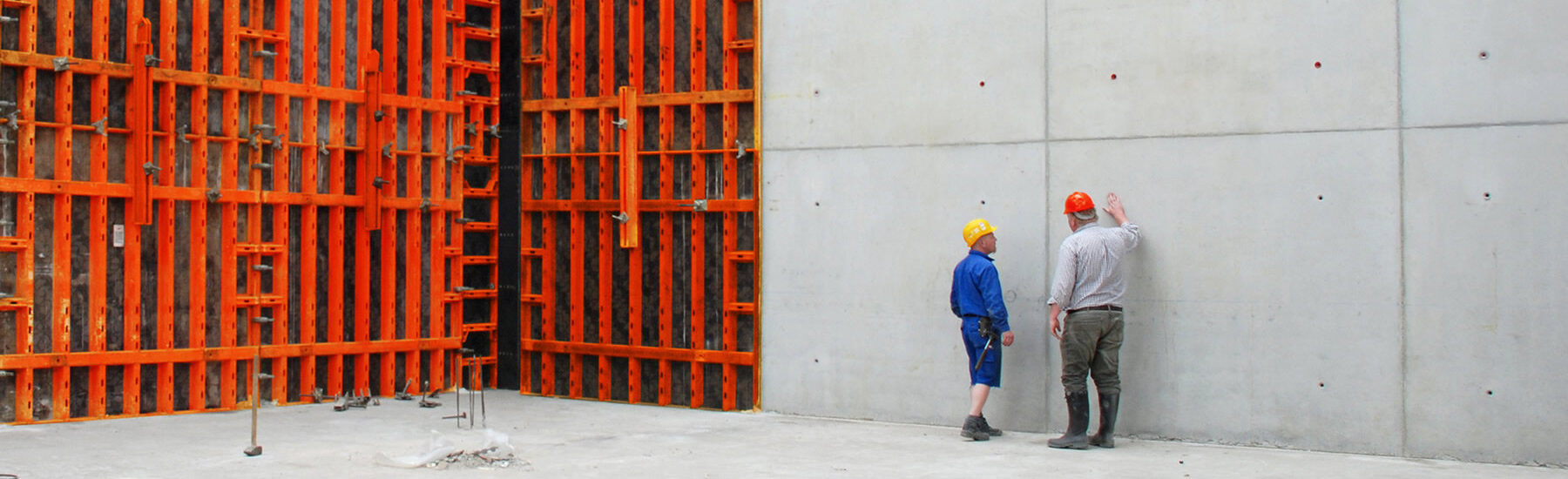 Schalungssystem auf der Baustelle