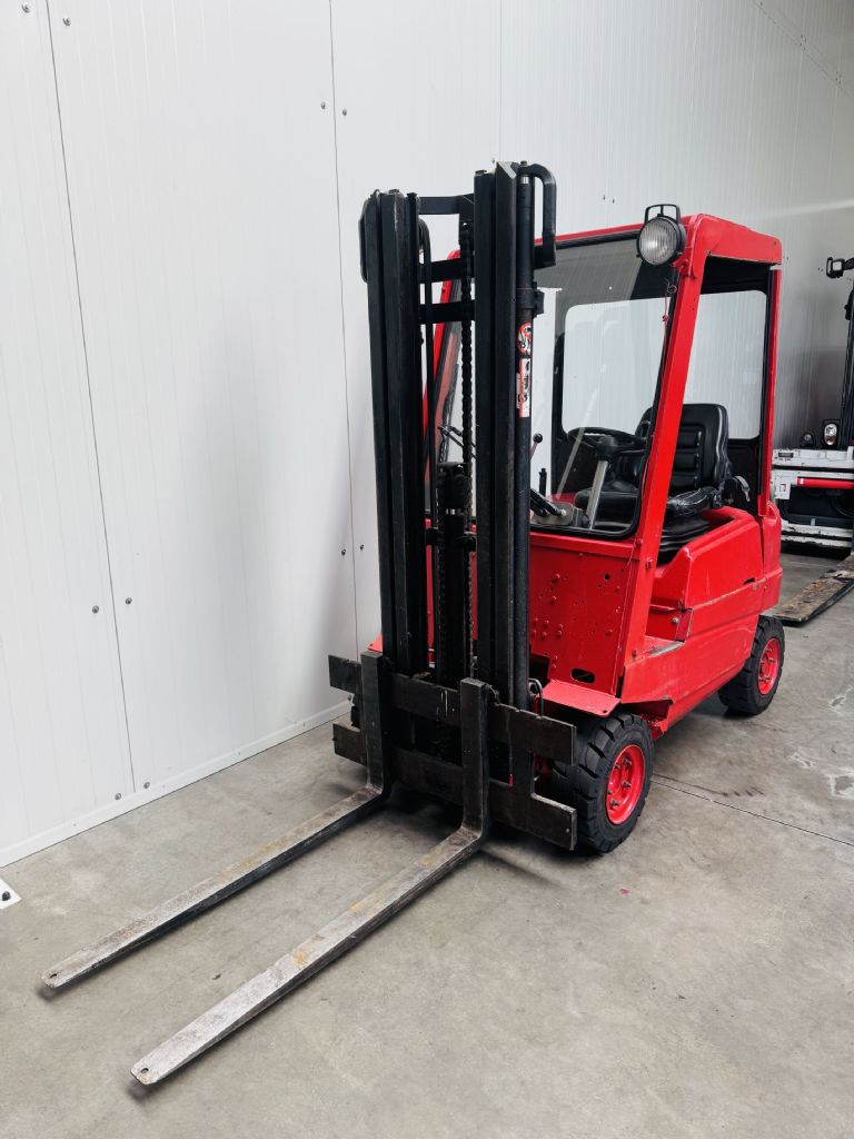 Linde H 15 D Triplex Dieselstapler