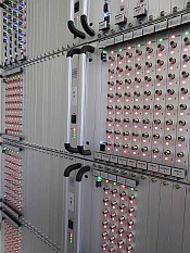 Optical matrix switches and converters