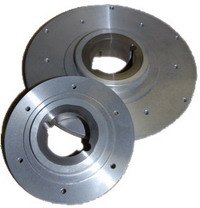 Screw-on hub in taper design
