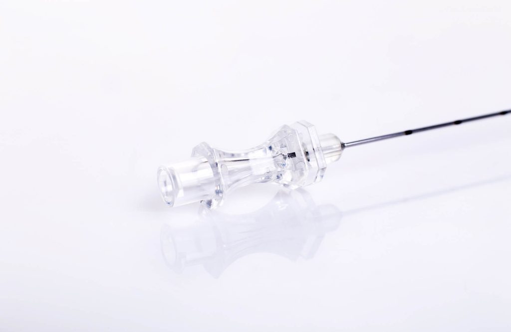 USB Evolution – echogene Nadel mit Luer- und NRFit-Anschluss