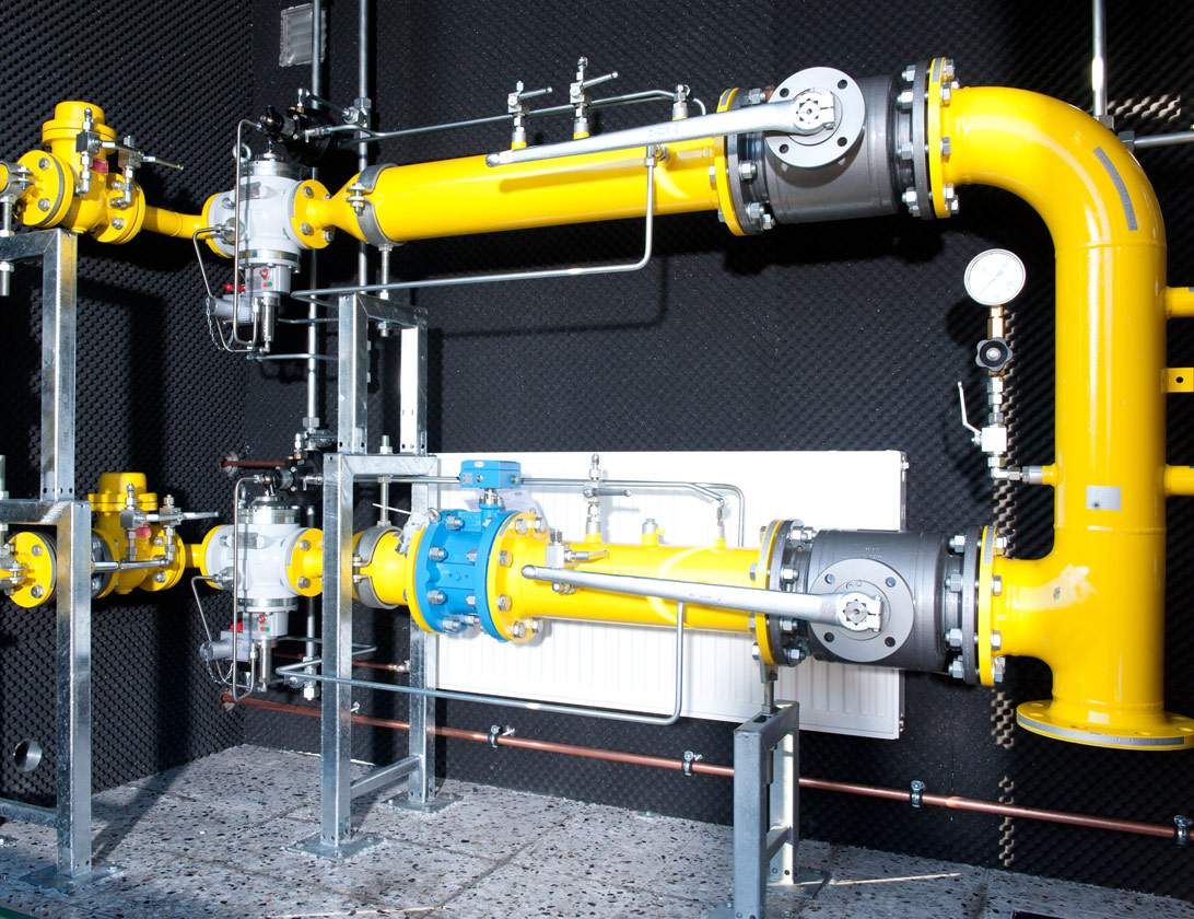Gas pressure regulating and metering station (GDRM)