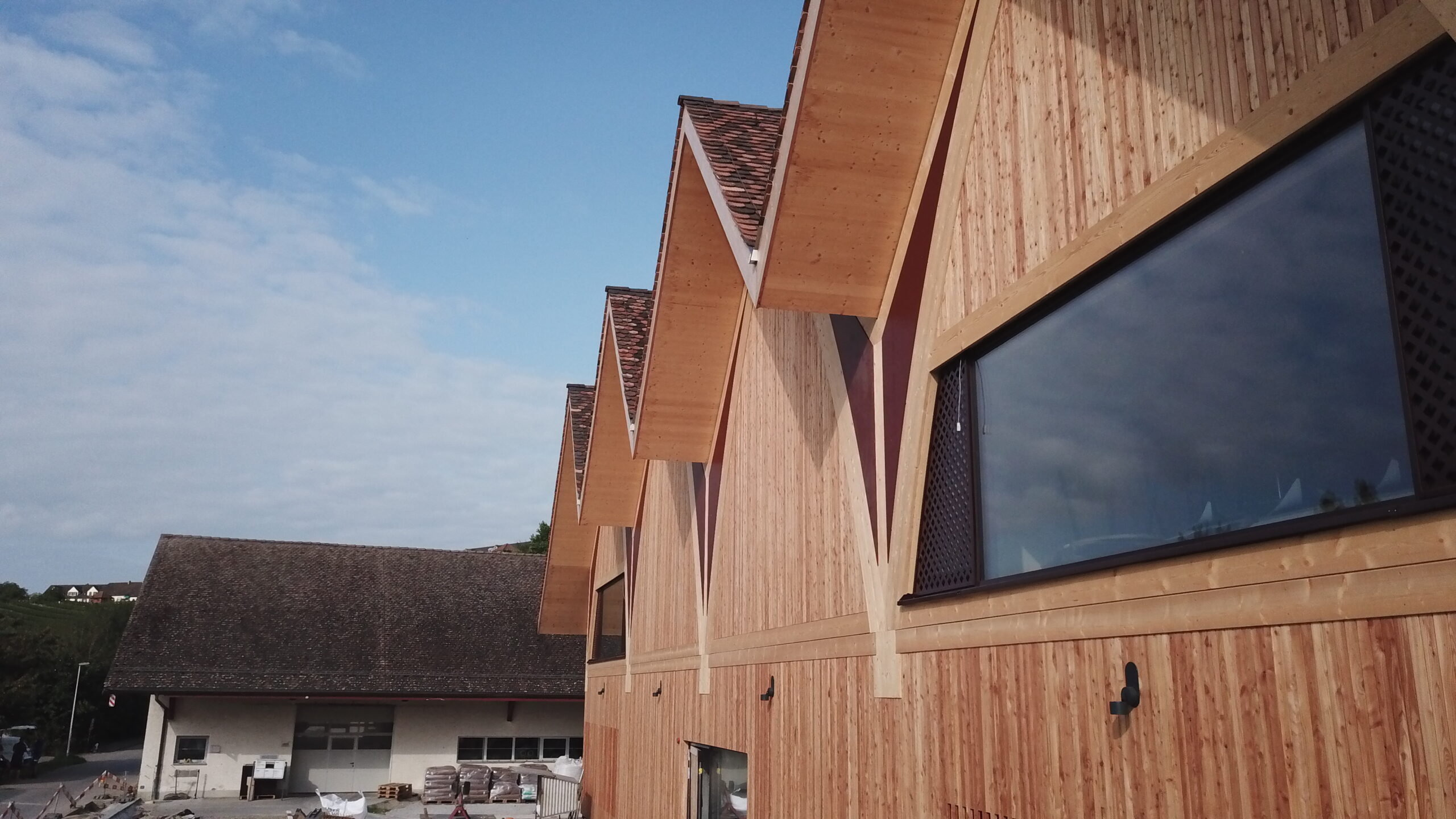 Project: New construction of the Sativa commercial building, Rheinau