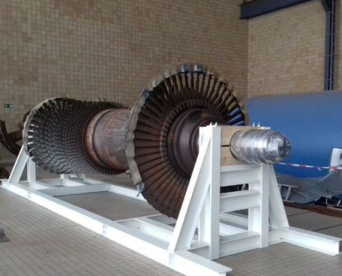 Turbine frame