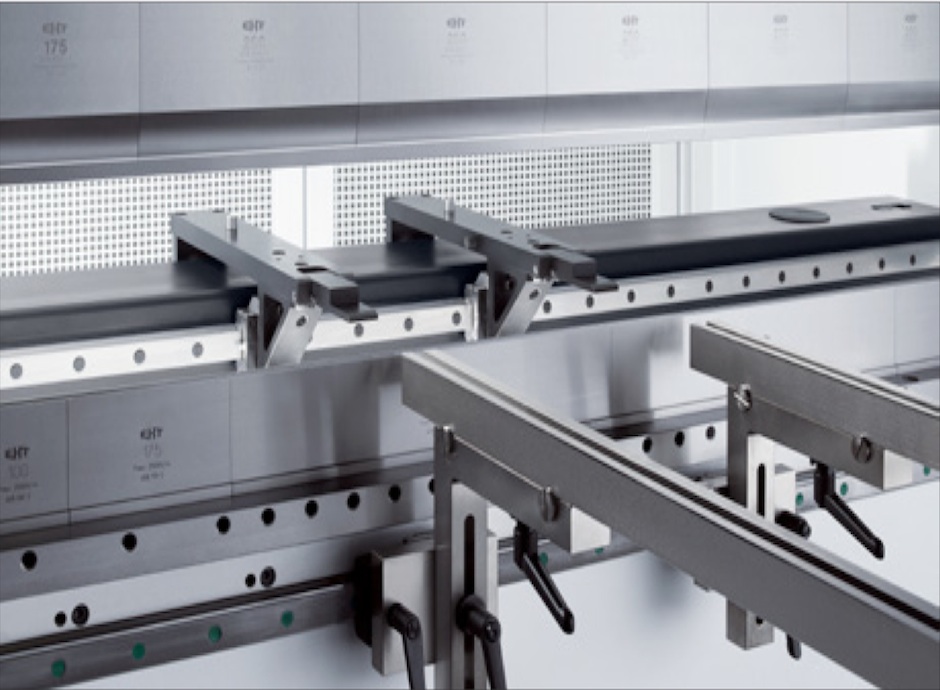 Bent sheet metal component