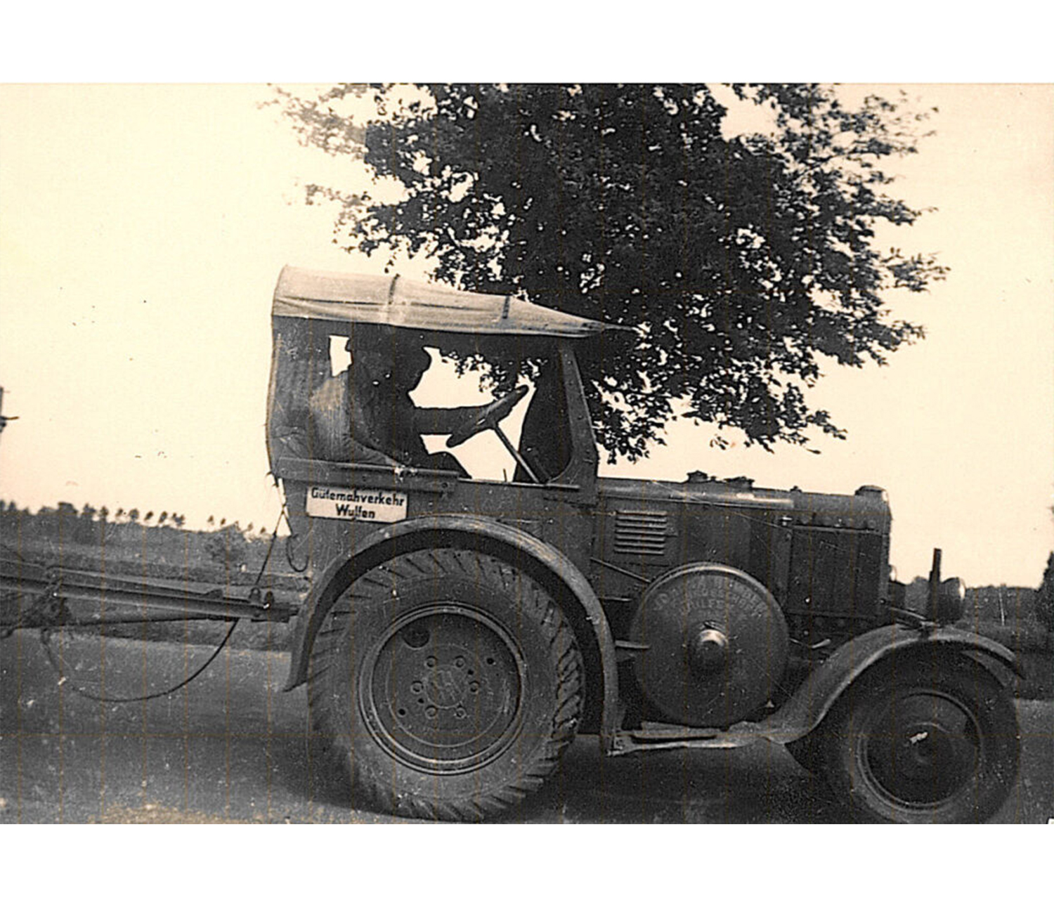 Erste Zugmaschine, 1936