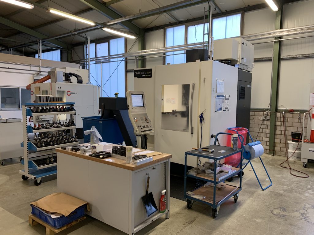 DECKEL MAHO DMC 635 V