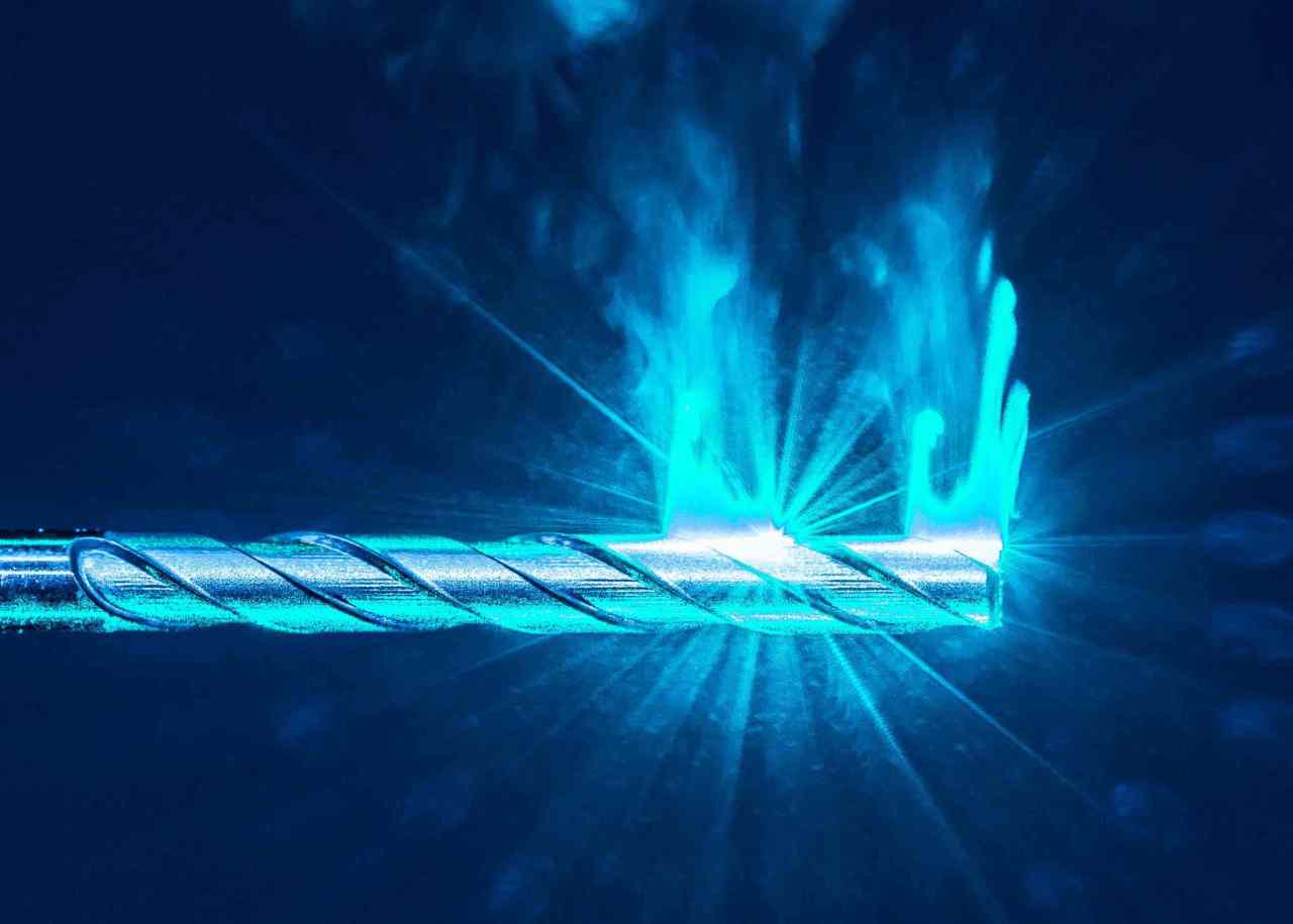 Herstellung eines Spiralbohrers mittels Ultrakurzpulslaser