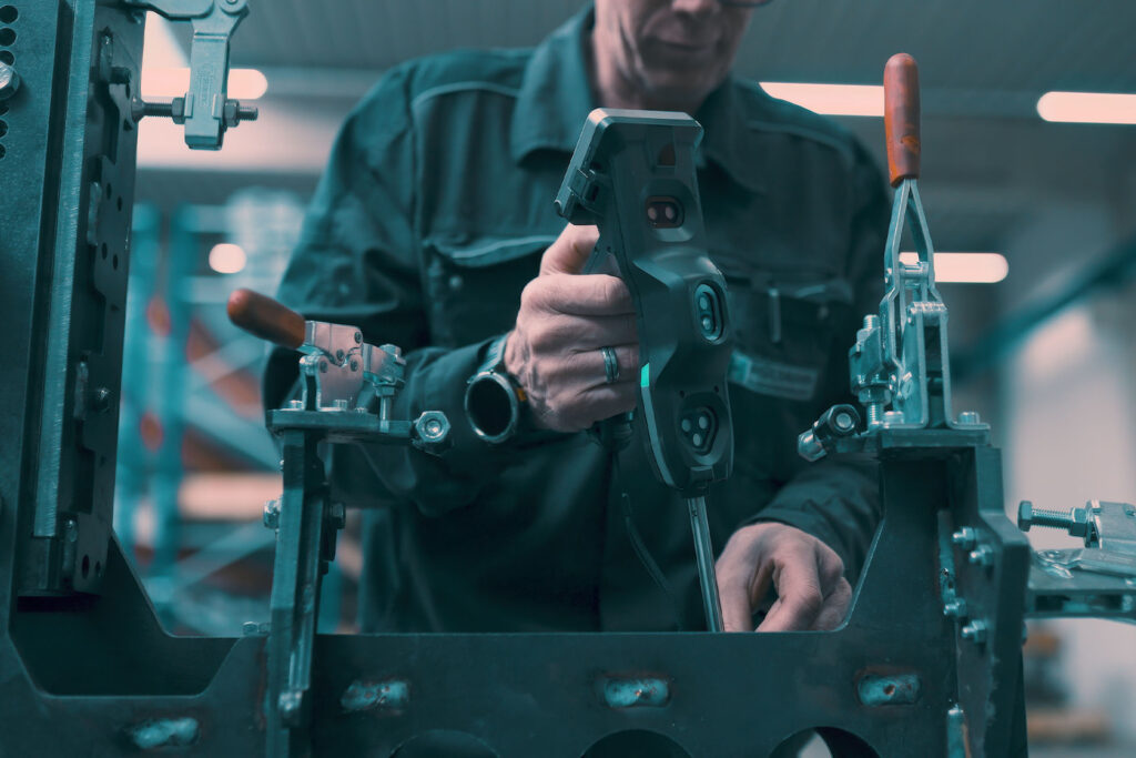 Geprüftes Metallbauteil