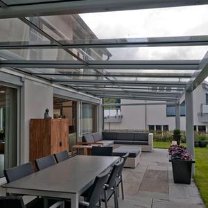 Terrassenüberdachung aus Aluminium