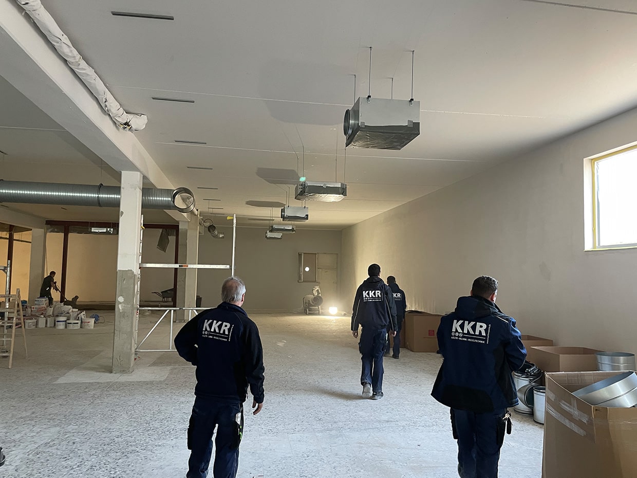 Kältetechnik für eine Speditionshalle