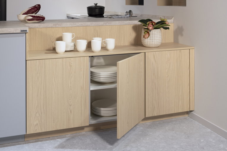Küchentheke und Sideboard-Lösung