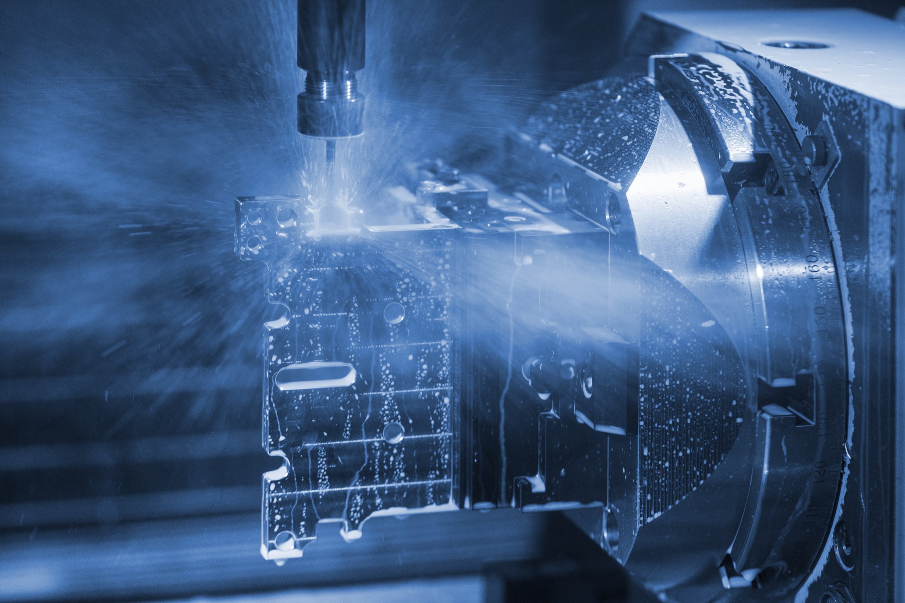 Kubische und Rotative CNC-Bearbeitung