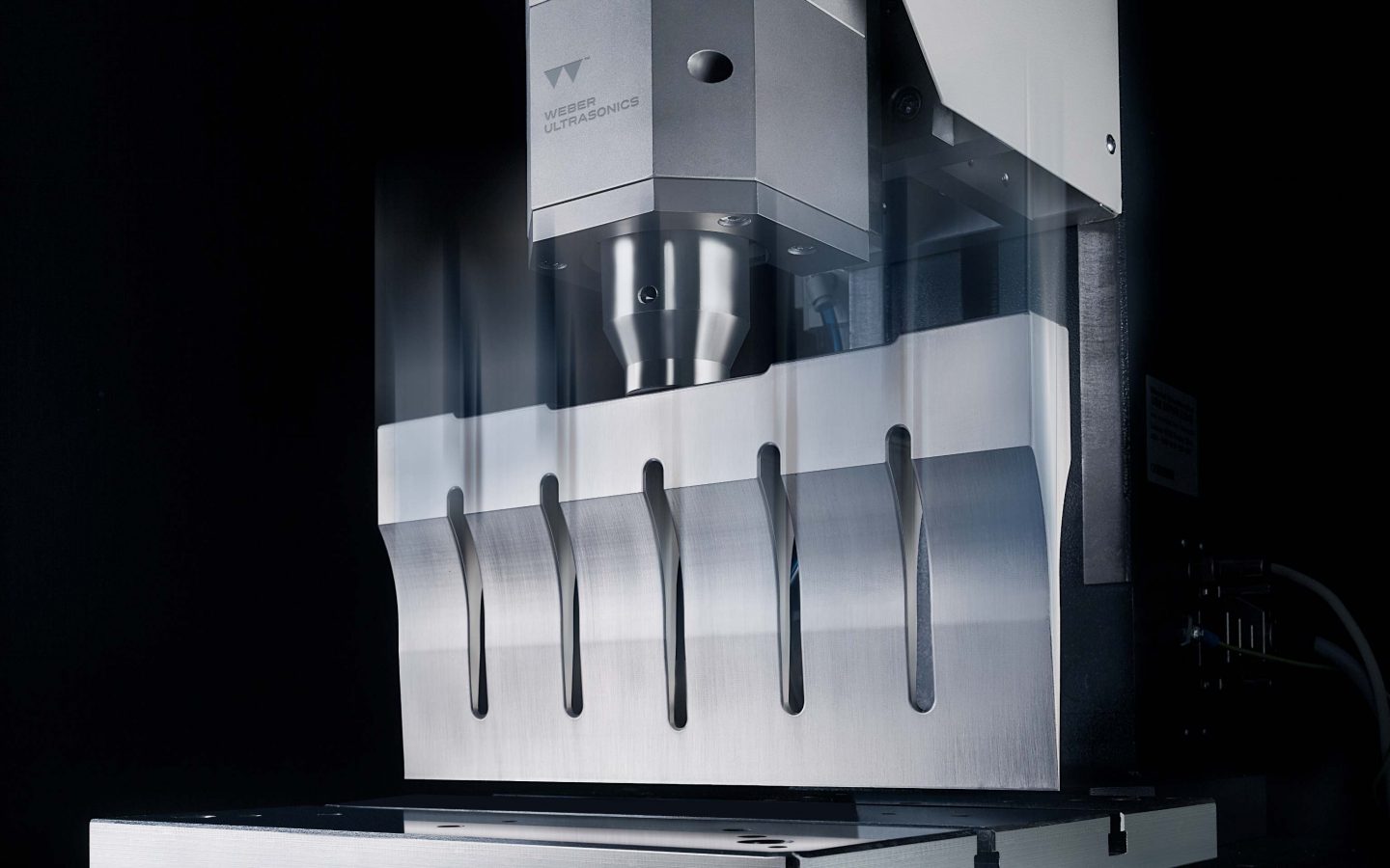 Ultrasonic Cutting