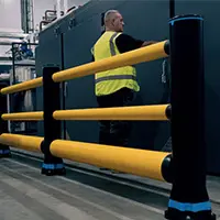Industrielle Schutzbarrieren am Fußgängerbereich