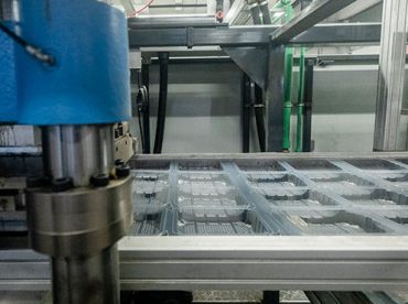 Thermoformed cups and trays