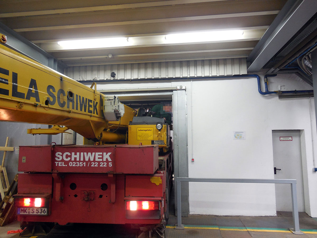Telescopic mobile crane