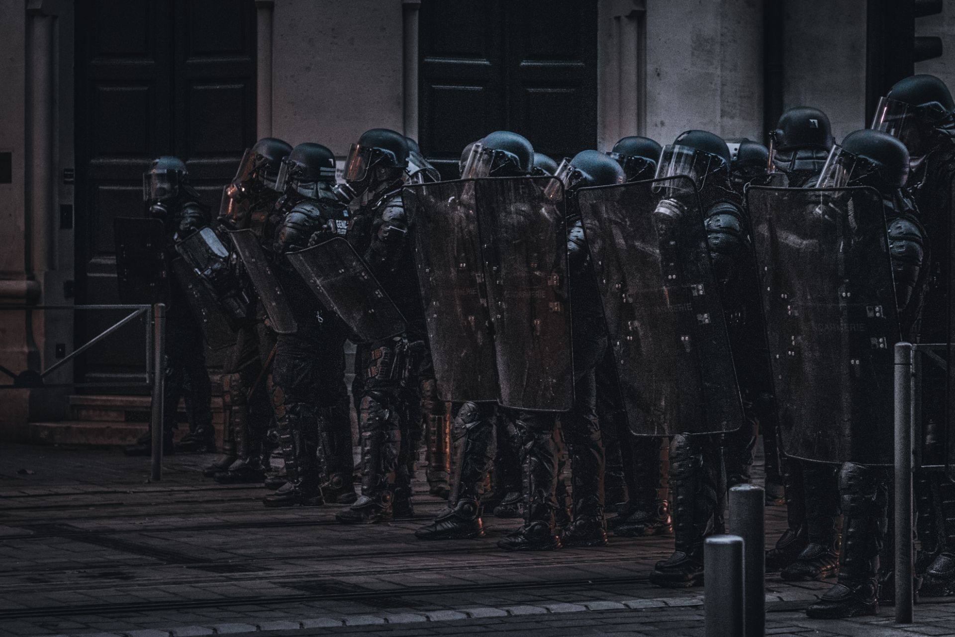 Police riot shield