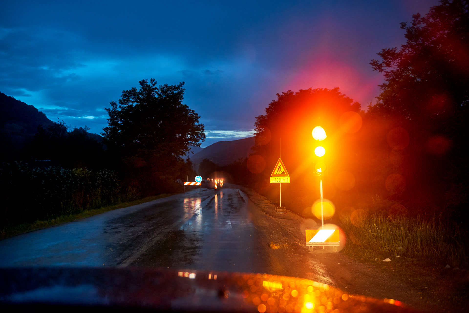 Gehäuse und Verkleidungen für optische und akustische Signalanlagen