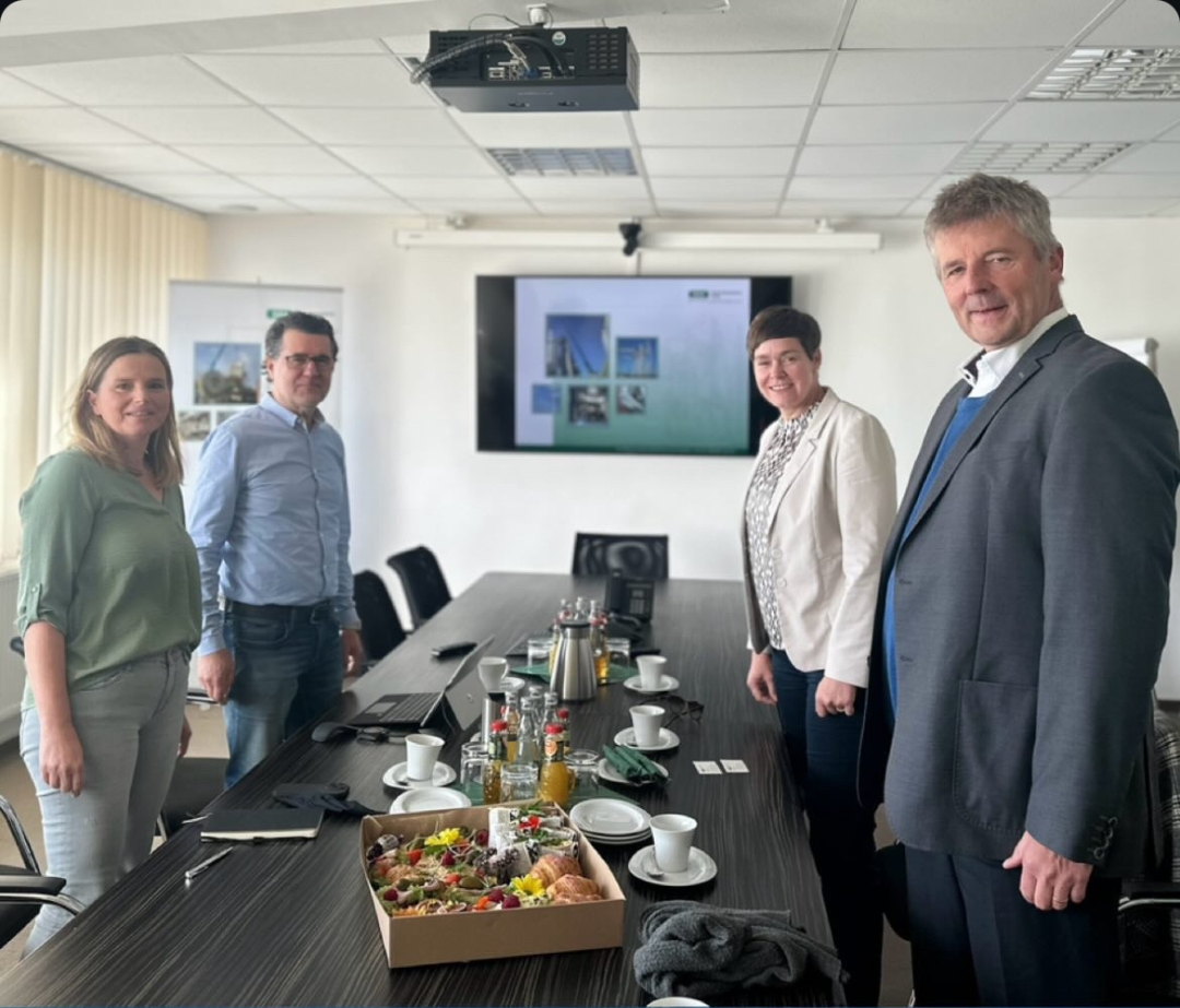 Unternehmensbesuch der Rostocker Oberbürgermeisterin Eva-Maria Kröger, 2024