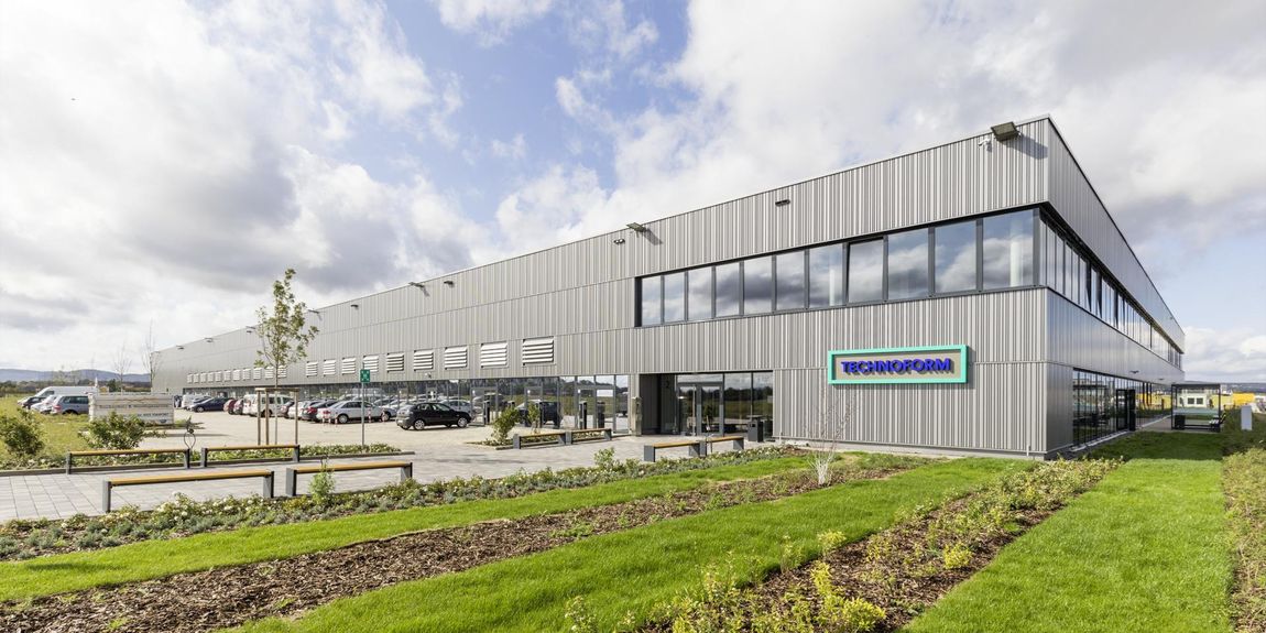 Fenster und Türen für Industriebau