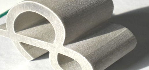 Wasserstrahlgeschnittenes Bauteil mit hoher Schnittqualität
