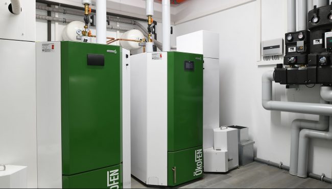 Solar thermal and heat pump systems