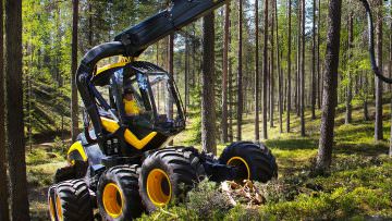 John Deere 3720 Forsttraktor