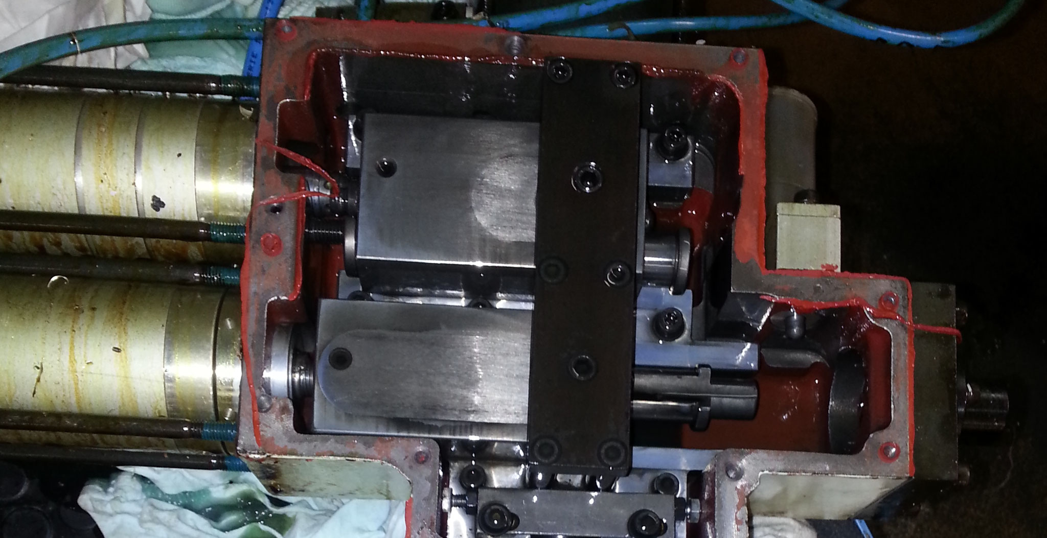 Reparatur Doppelarmgreifer Hurco