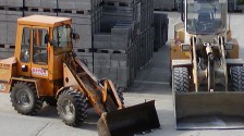Radlader im Werkshof