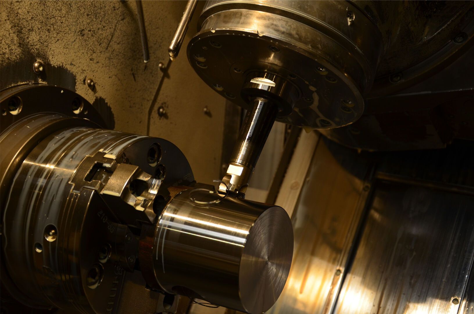 Fräsmaschine im Maschinenpark