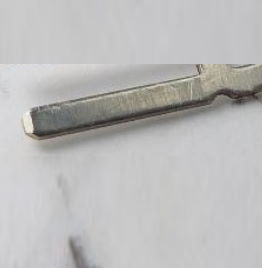 Geprägter, galvanisch verzinnter Kontakt