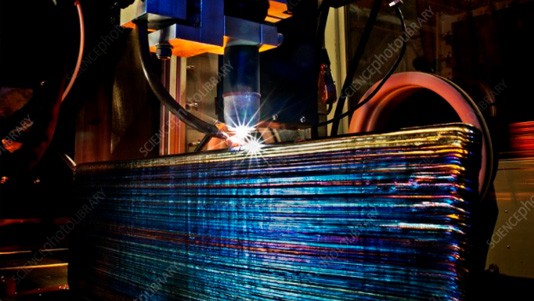 Additiv gefertigte Metallbauteile