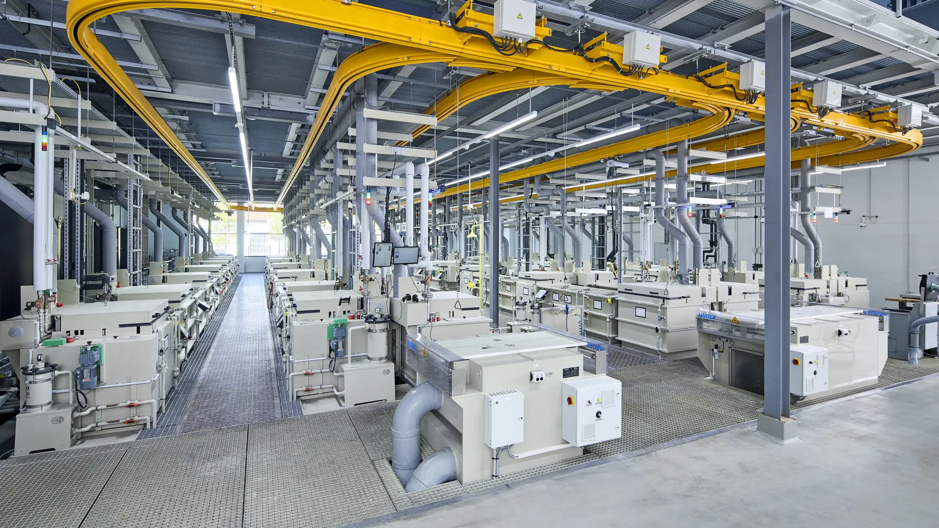 Produktion Gestellgalvanik in Pforzheim