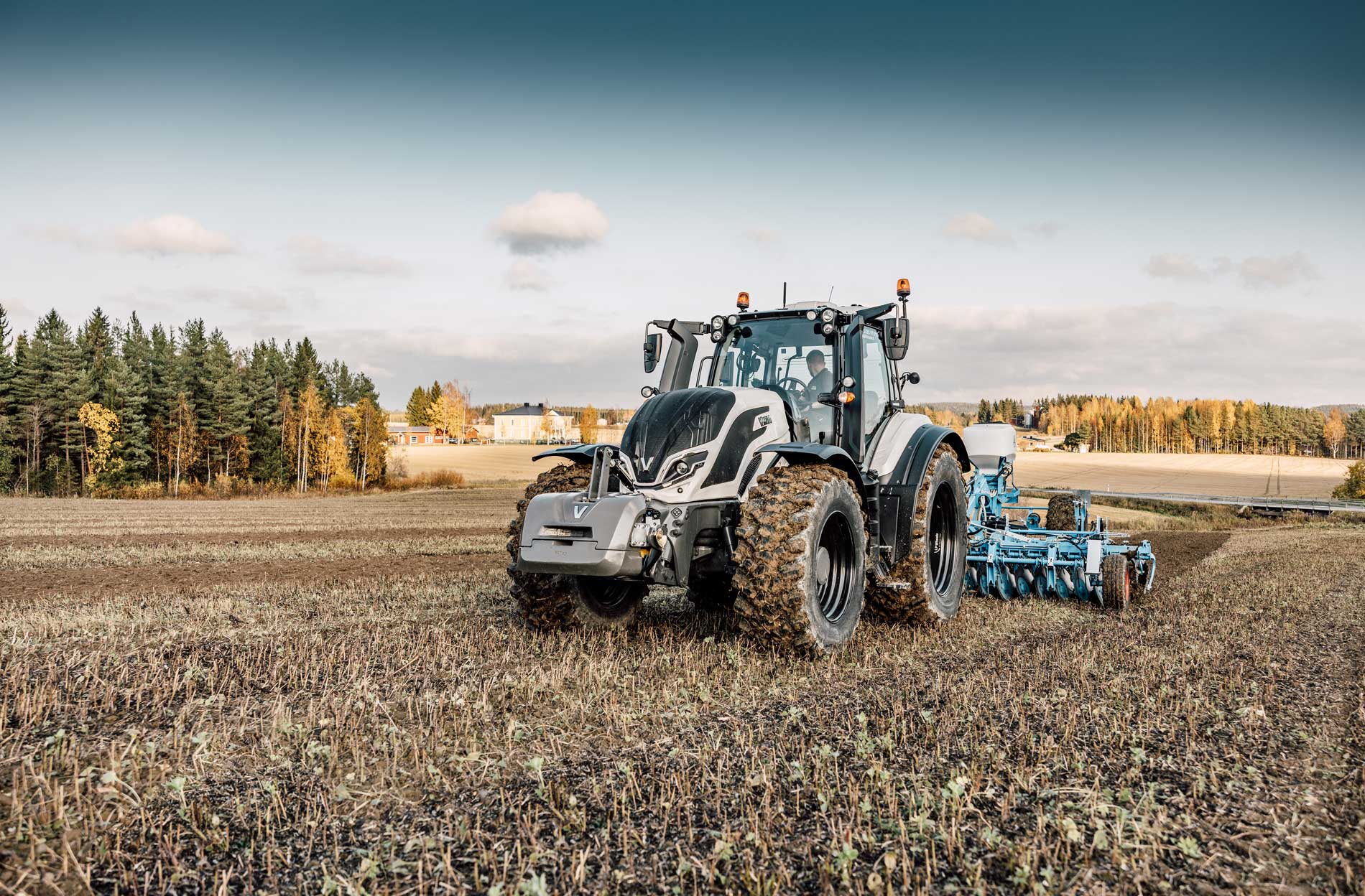 Valtra T175