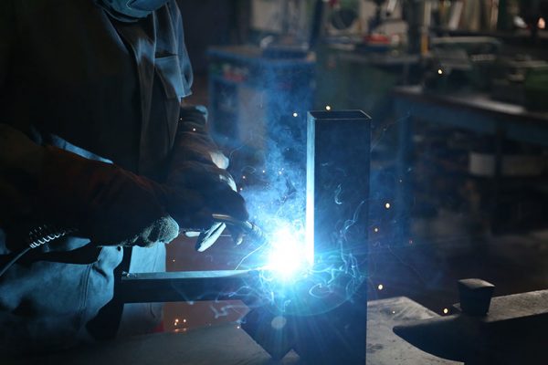 Reparatur von Verladetechnik