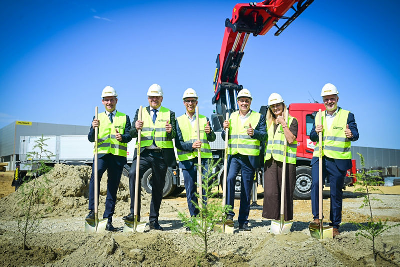 Groundbreaking ceremony for the new PALFINGER plant in Ormož (Slovenia)