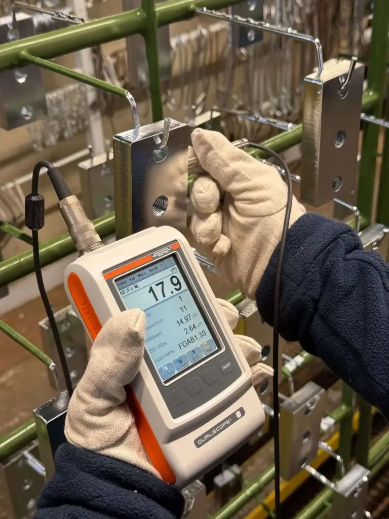 Magnetinduktive Schichtdickenmessung mit Dualscope FMP 100