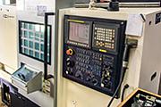 Hwacheon Cutex 160 mit Stangenladesystem
